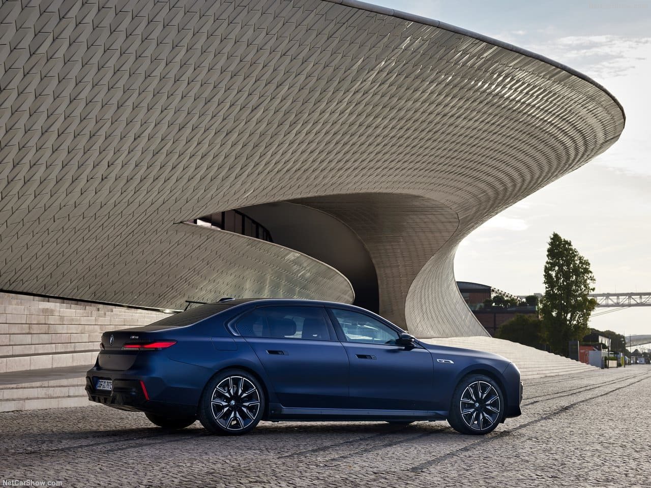 2024 - BMW i7 M70 xDRIVE, foto 104