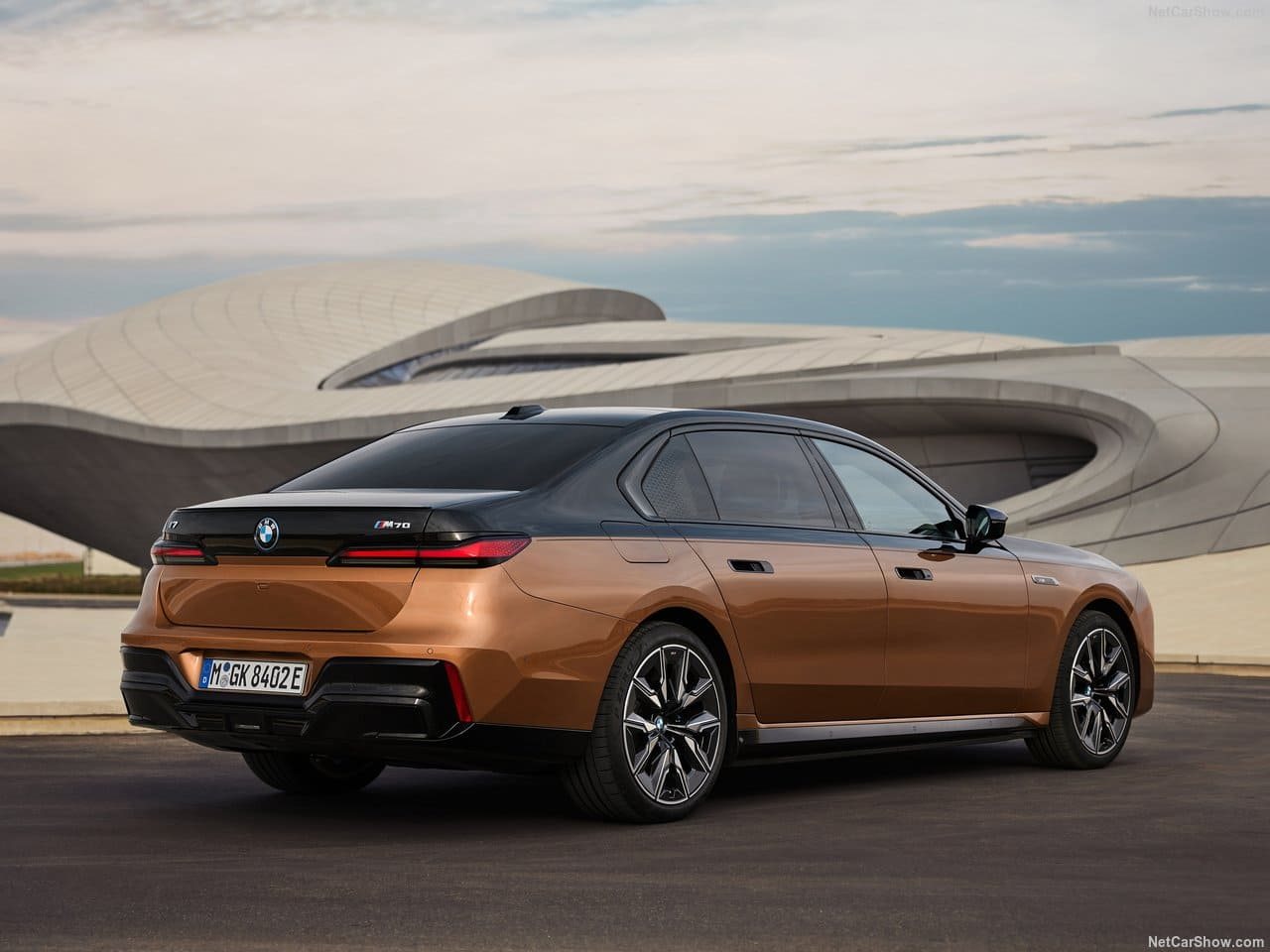 2024 - BMW i7 M70 xDRIVE, foto 118