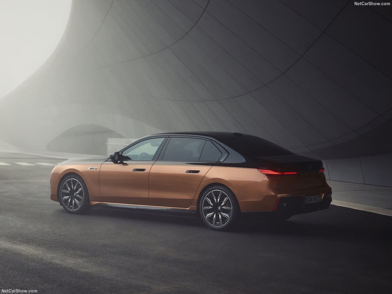 2024 - BMW i7 M70 xDRIVE, foto 127