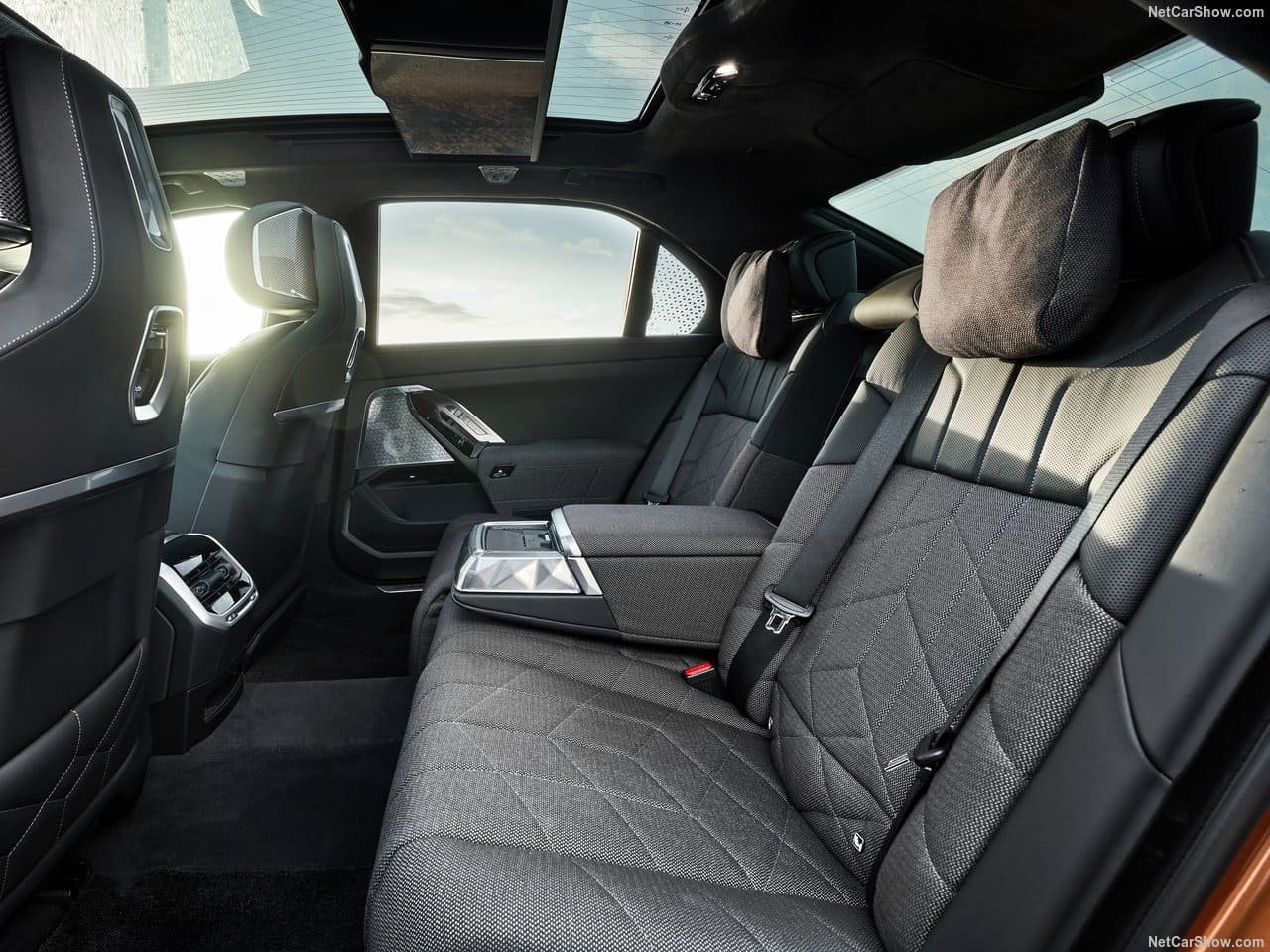 2024 - BMW i7 M70 xDRIVE, foto 198