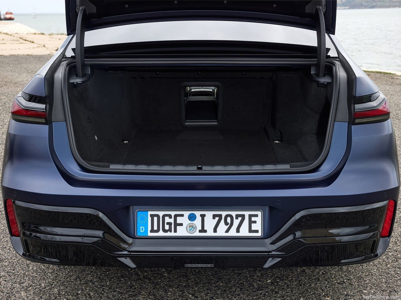 2024 - BMW i7 M70 xDRIVE, foto 216