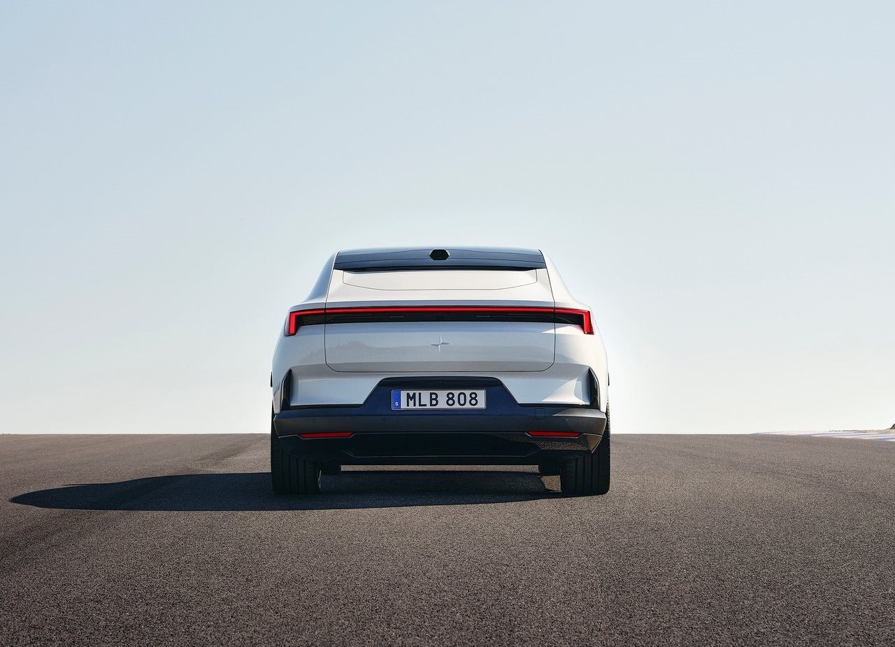 POLESTAR 4, foto 5