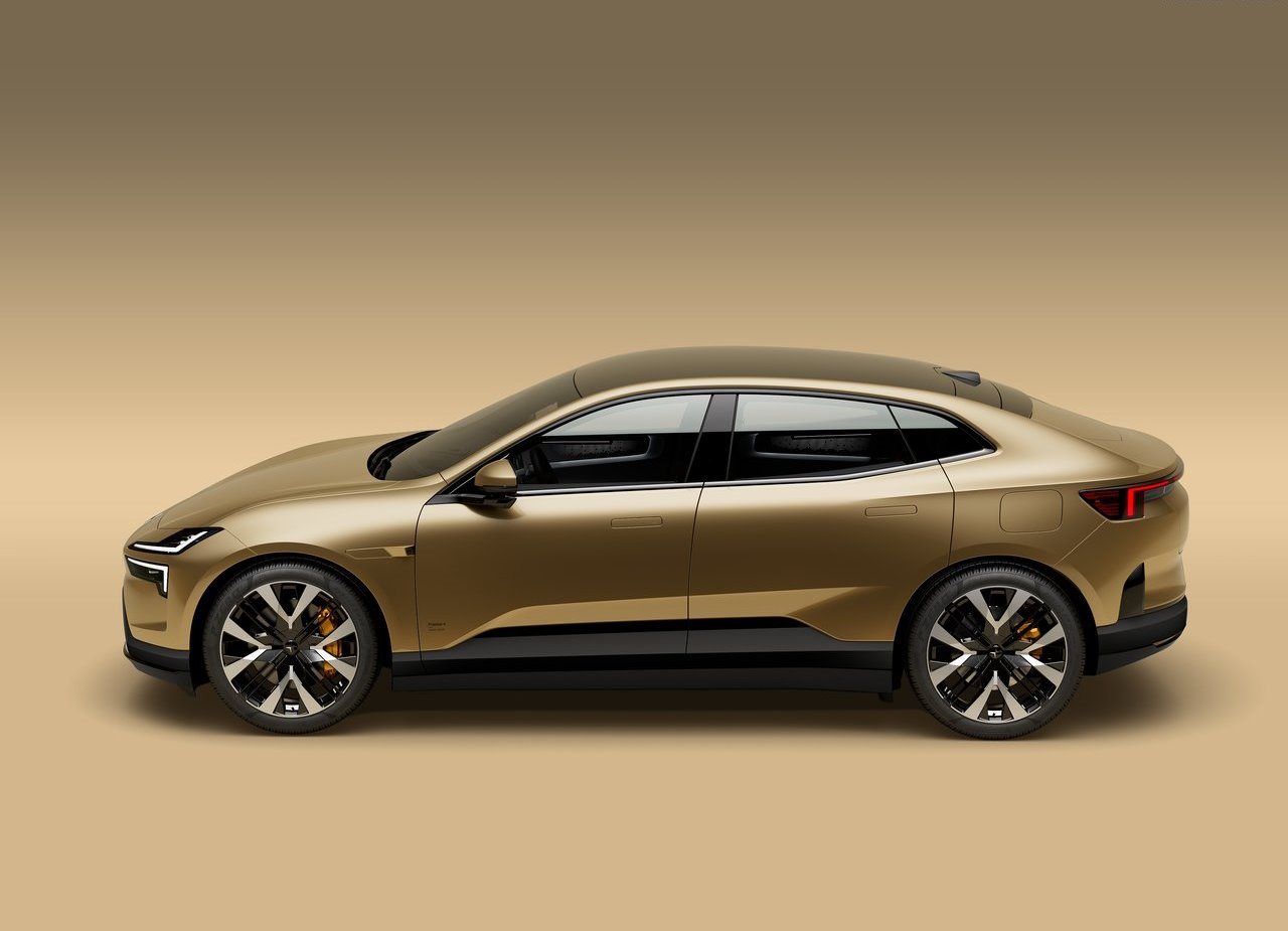 POLESTAR 4, foto 9