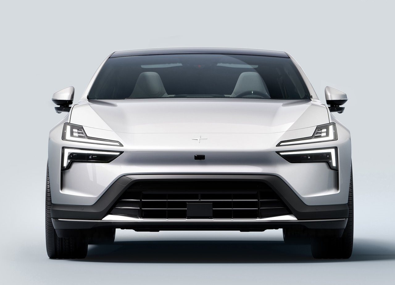 POLESTAR 4, foto 15