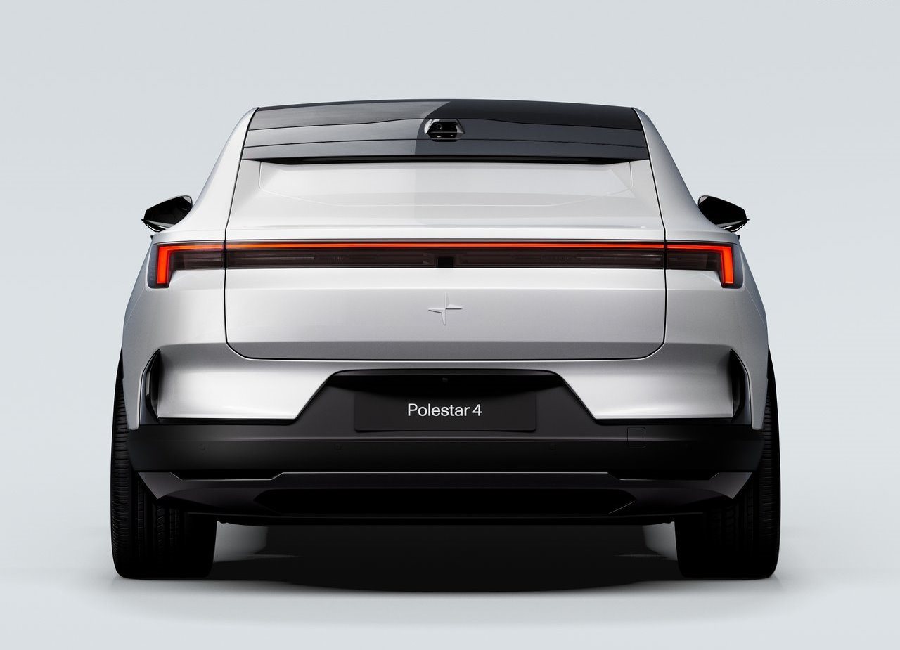POLESTAR 4, foto 17