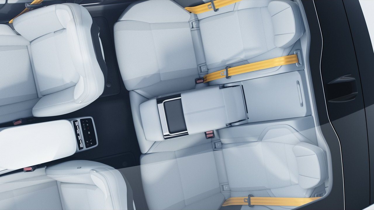 POLESTAR 4, foto 35