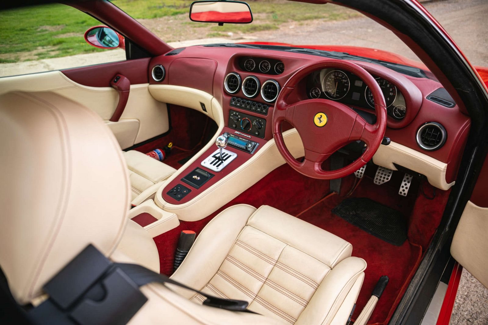 1996 - FERRARI F550 MARANELLO UK VERSION, foto 16