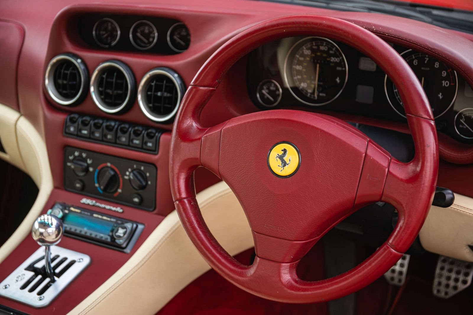1996 - FERRARI F550 MARANELLO UK VERSION, foto 17