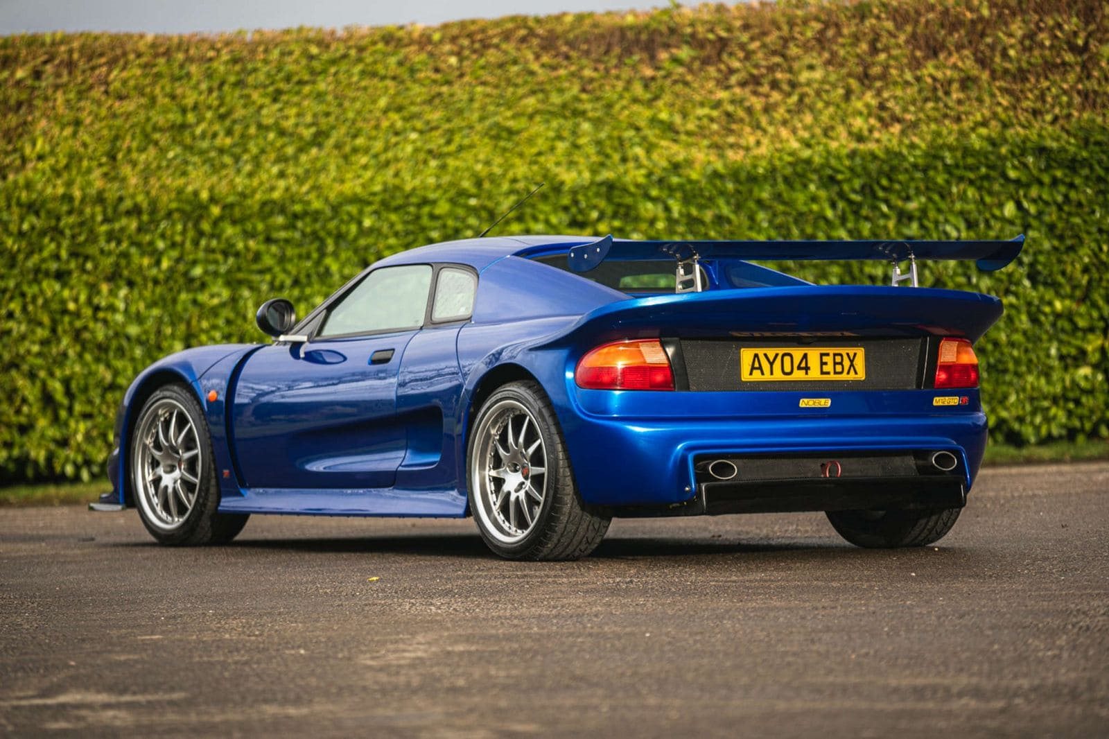 NOBLE M12 GTO-3R, foto 2