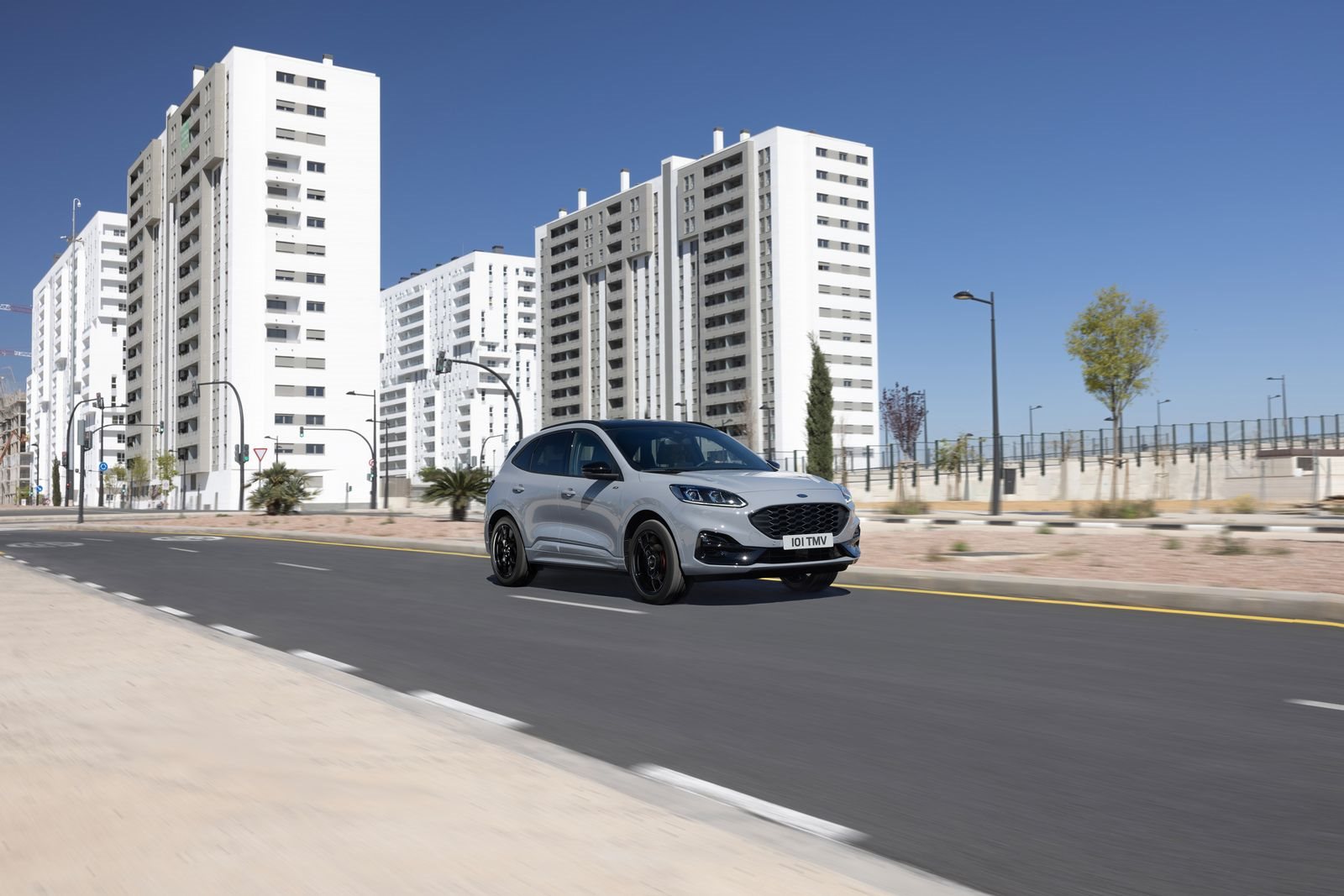 2023 - FORD KUGA GRAPHITE TECH EDITION, foto 3