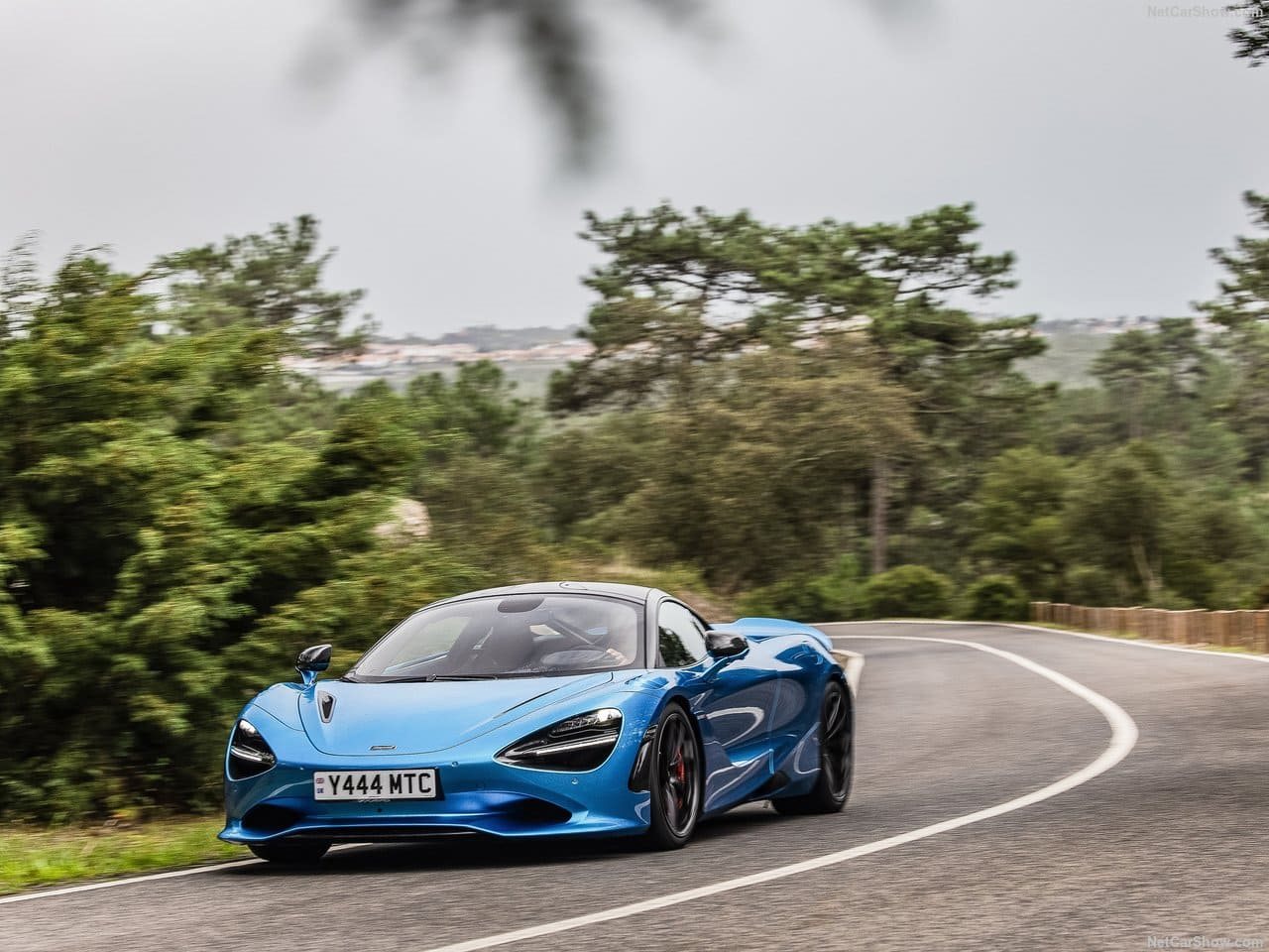 McLAREN 750S, foto 13