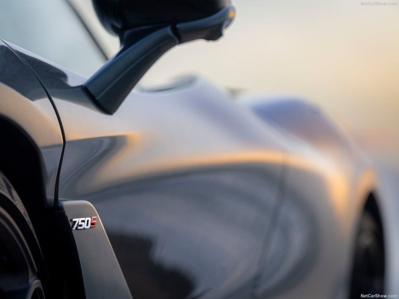 McLAREN 750S, foto 75