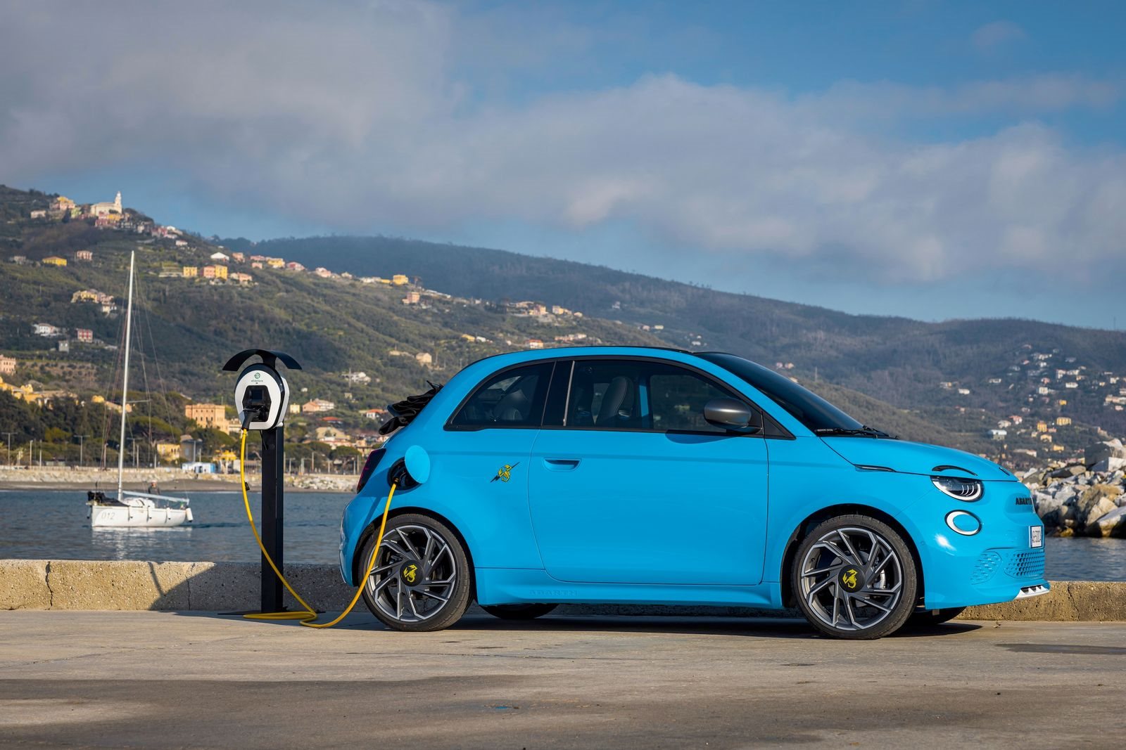 FIAT 500e ABARTH, foto 32