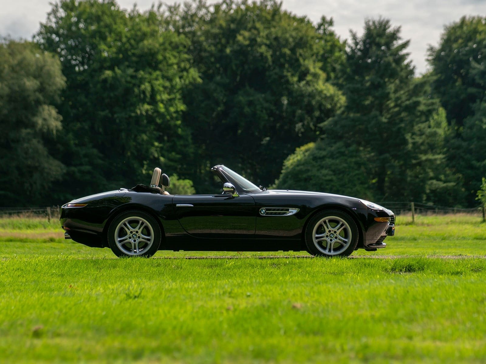 2001 - BMW Z8 ROADSTER BLACK, foto 32