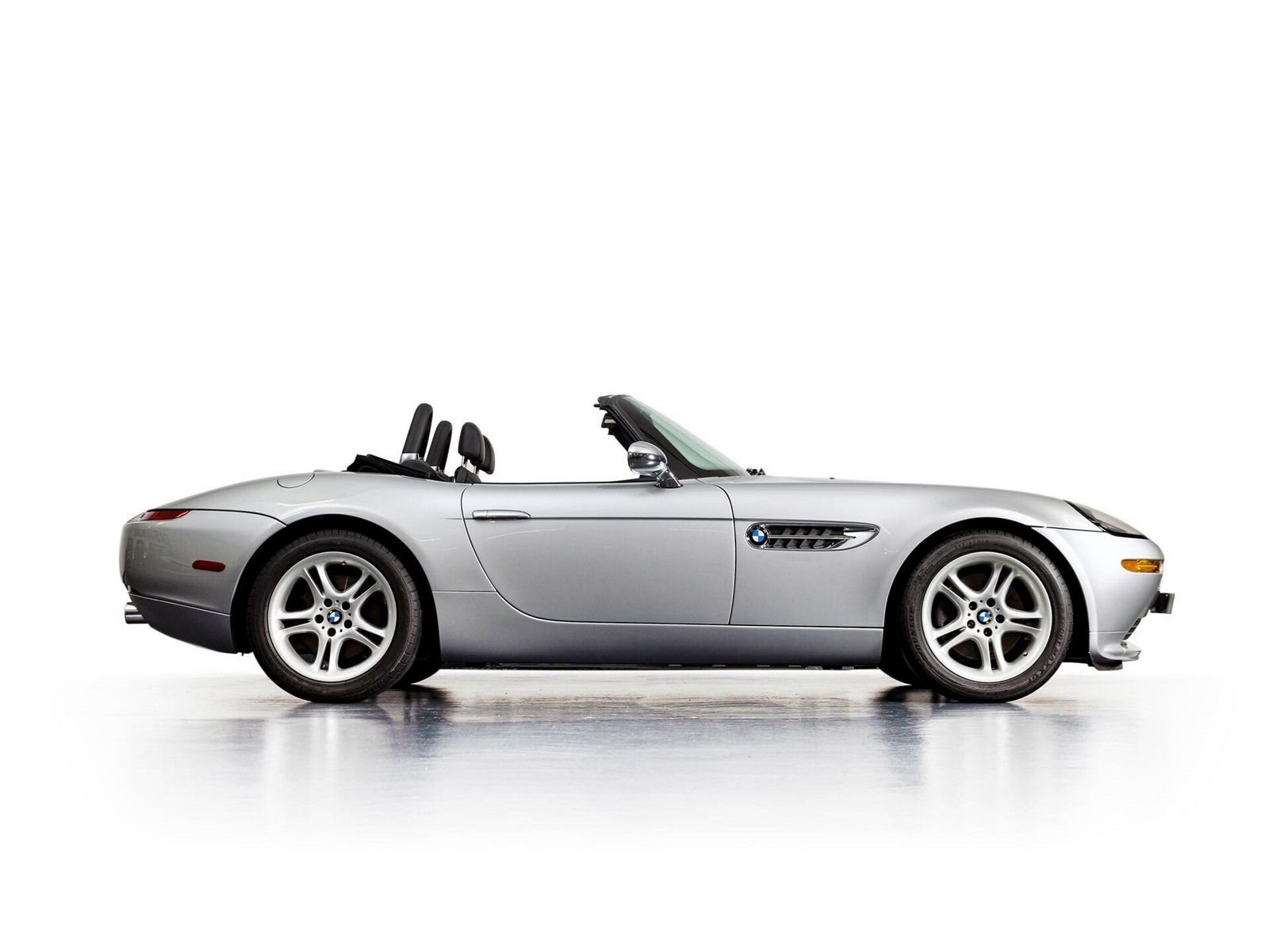 2001 - BMW Z8 ROADSTER SILVER, foto 3