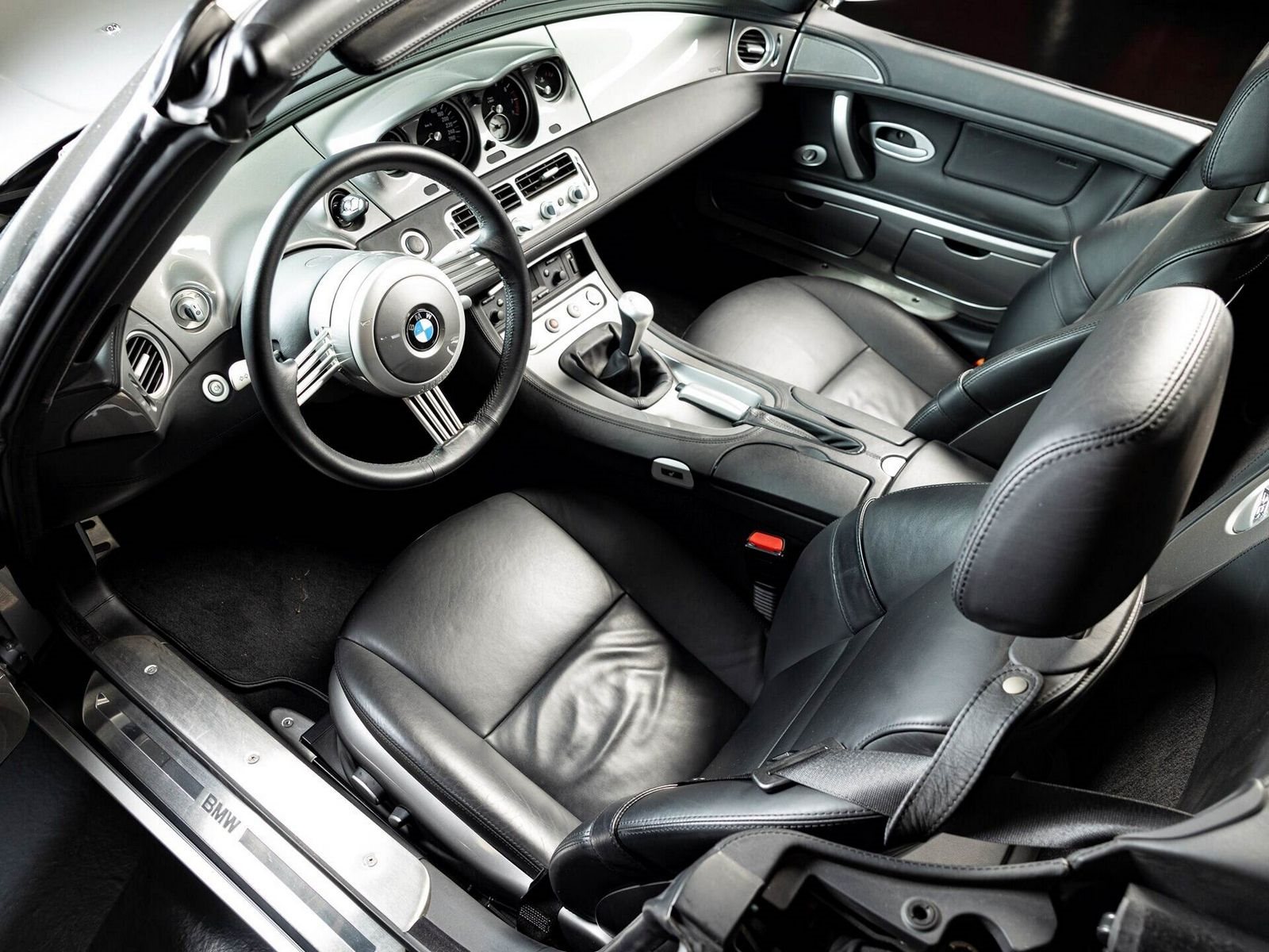 2001 - BMW Z8 ROADSTER SILVER, foto 6