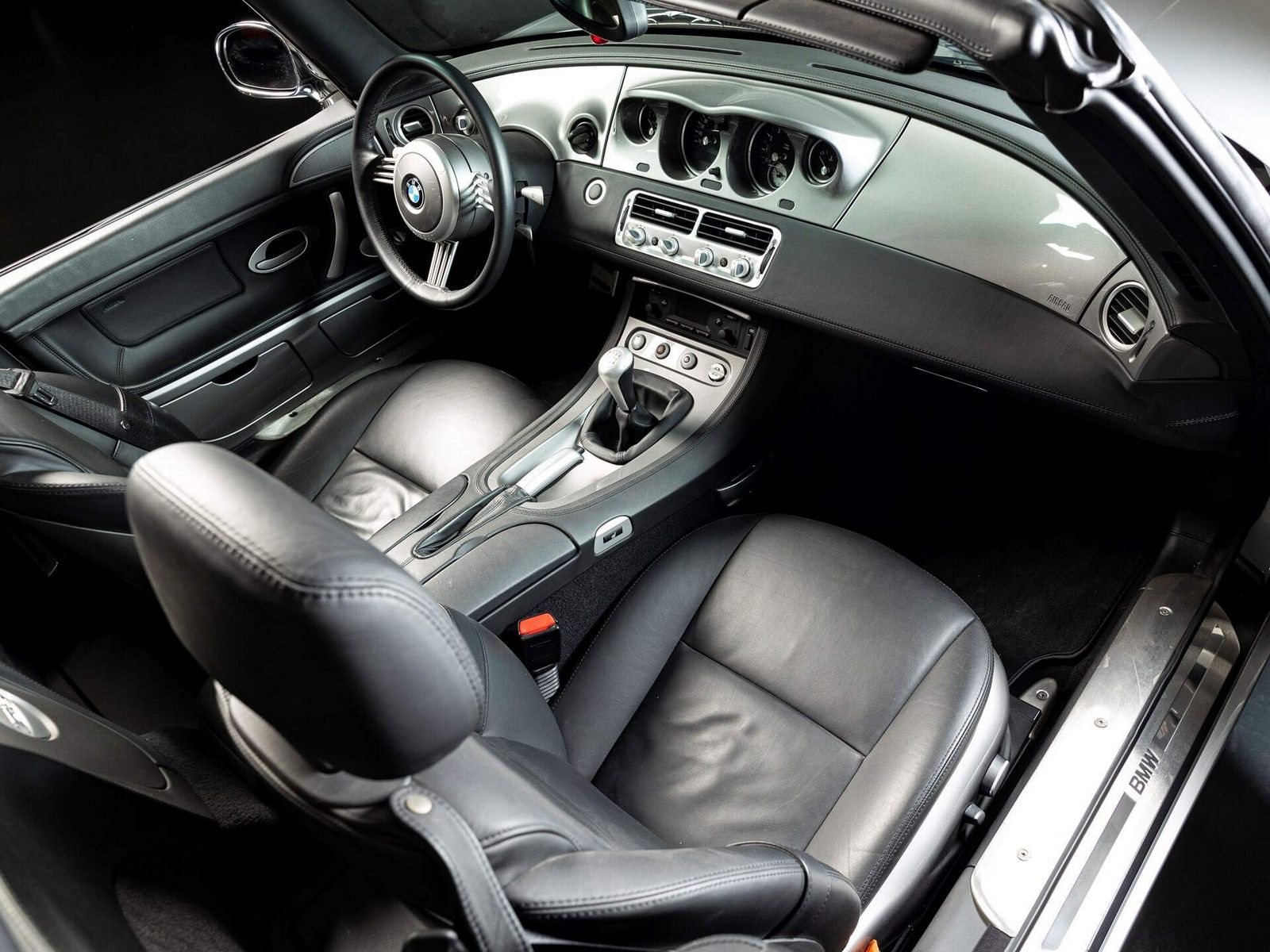 2001 - BMW Z8 ROADSTER SILVER, foto 7