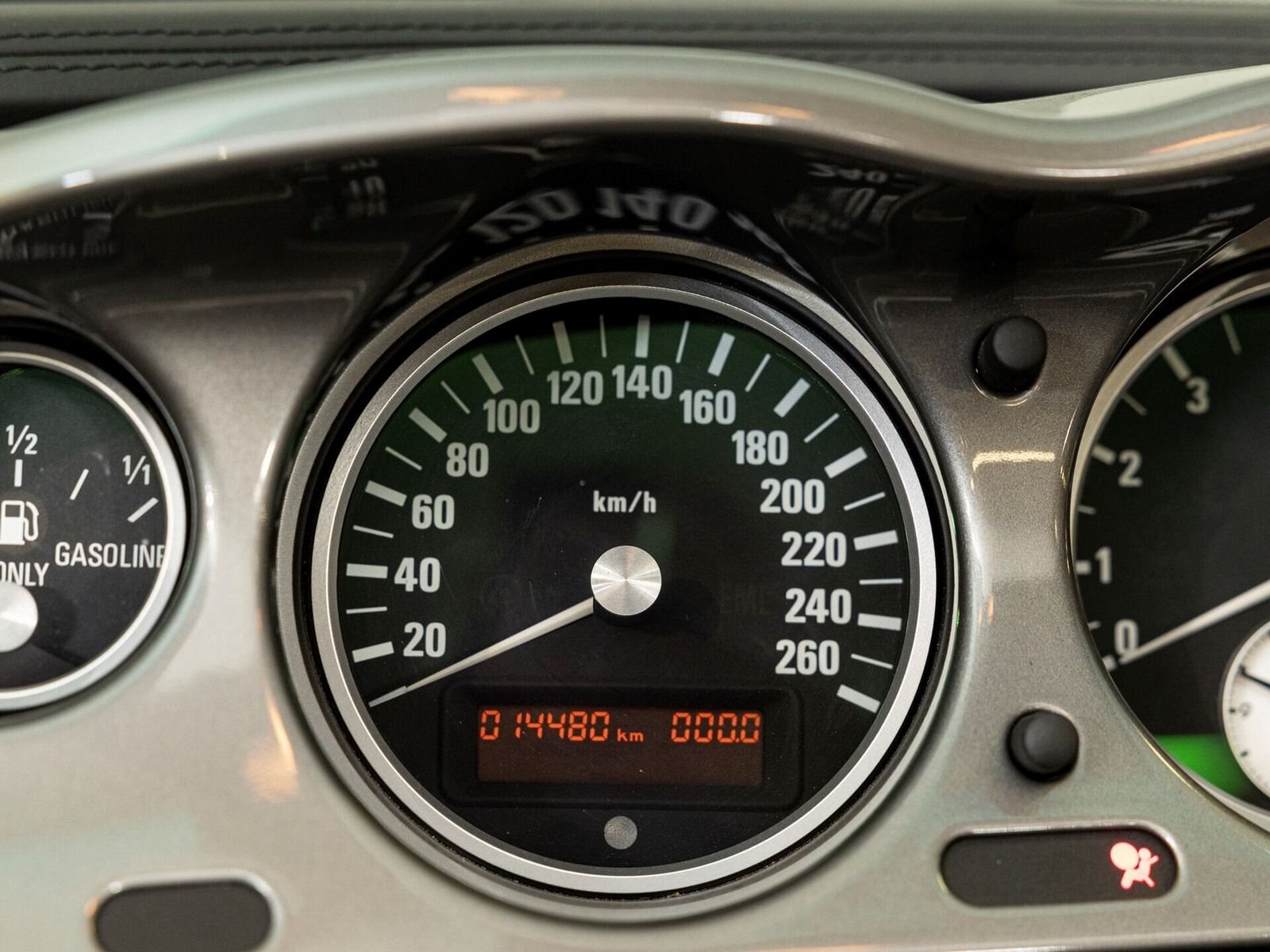 2001 - BMW Z8 ROADSTER SILVER, foto 9