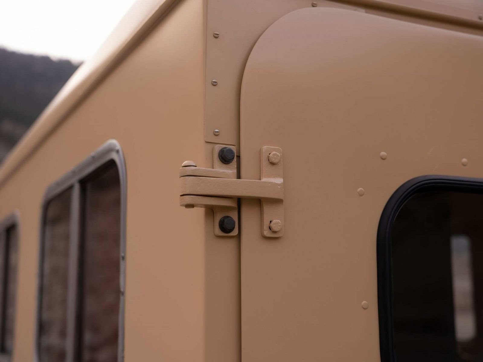1957 - LAND ROVER SERIES I CUSTOM ‘THE GRIZZLY TORQUE’ BY PILCHERS, foto 49