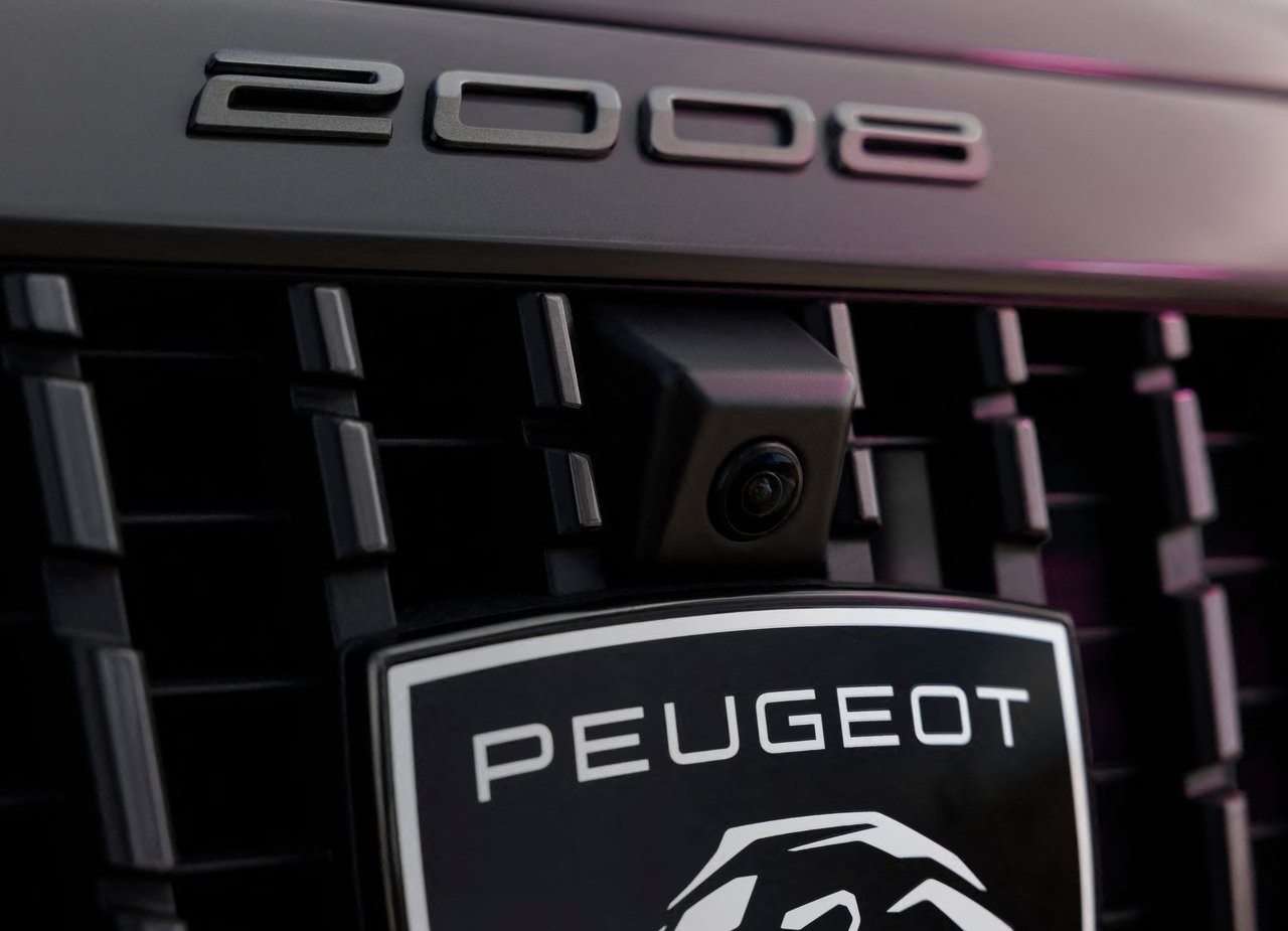 PEUGEOT E-2008, foto 30