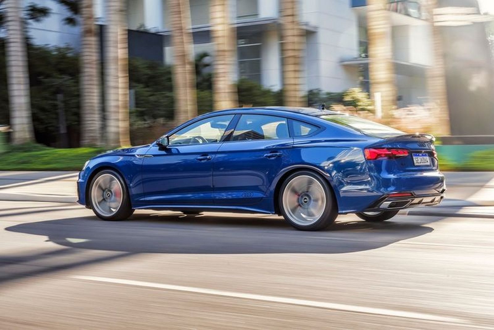 2023 - AUDI A5 2.0 SPORTBACK CARBON EDITION, foto 2