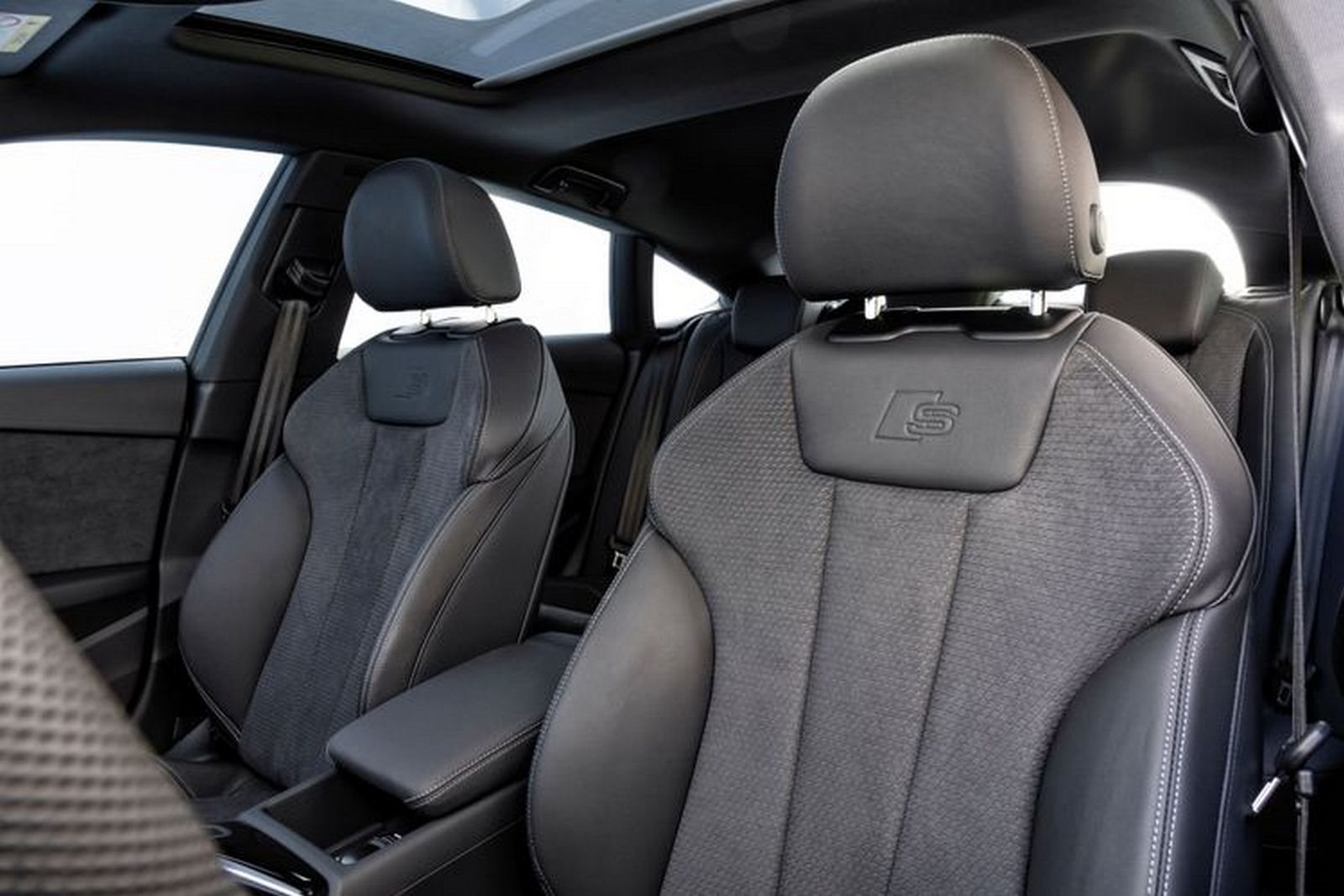 2023 - AUDI A5 2.0 SPORTBACK CARBON EDITION, foto 15