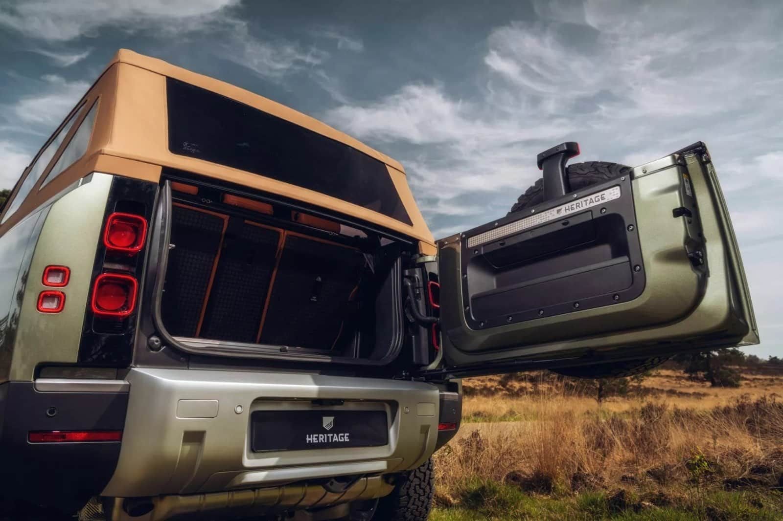 LAND ROVER DEFENDER VALIANCE CONVERTIBLE BY HERITAGE CUSTOMS, foto 14