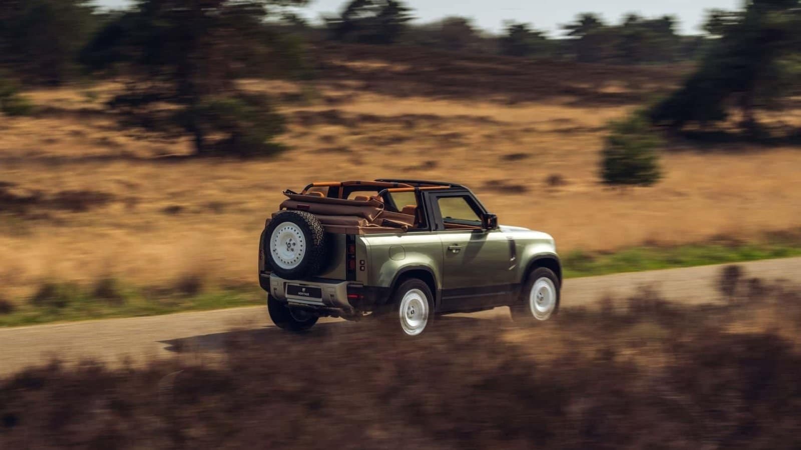 LAND ROVER DEFENDER VALIANCE CONVERTIBLE BY HERITAGE CUSTOMS, foto 22