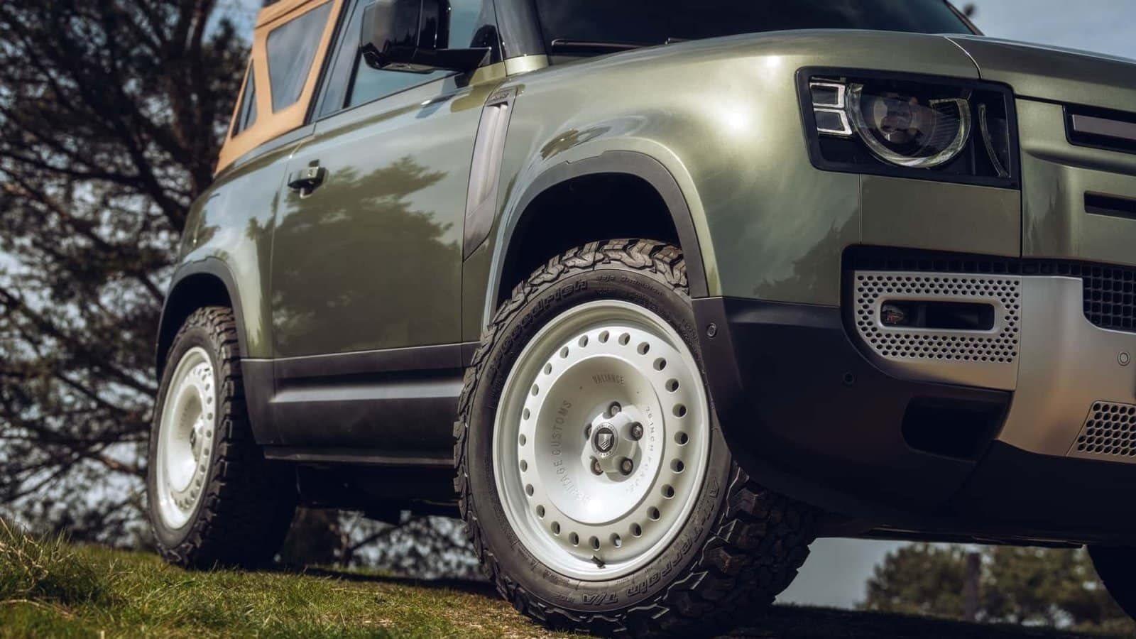 LAND ROVER DEFENDER VALIANCE CONVERTIBLE BY HERITAGE CUSTOMS, foto 26