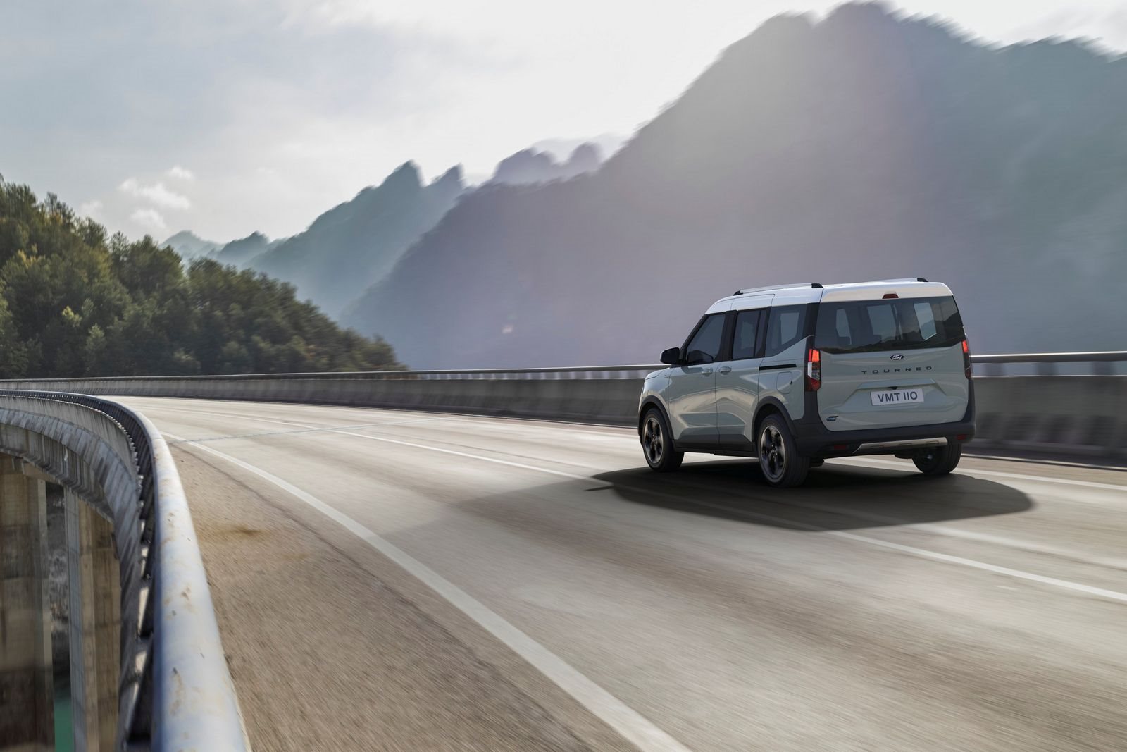 2024 - FORD E-TOURNEO COURIER, foto 2