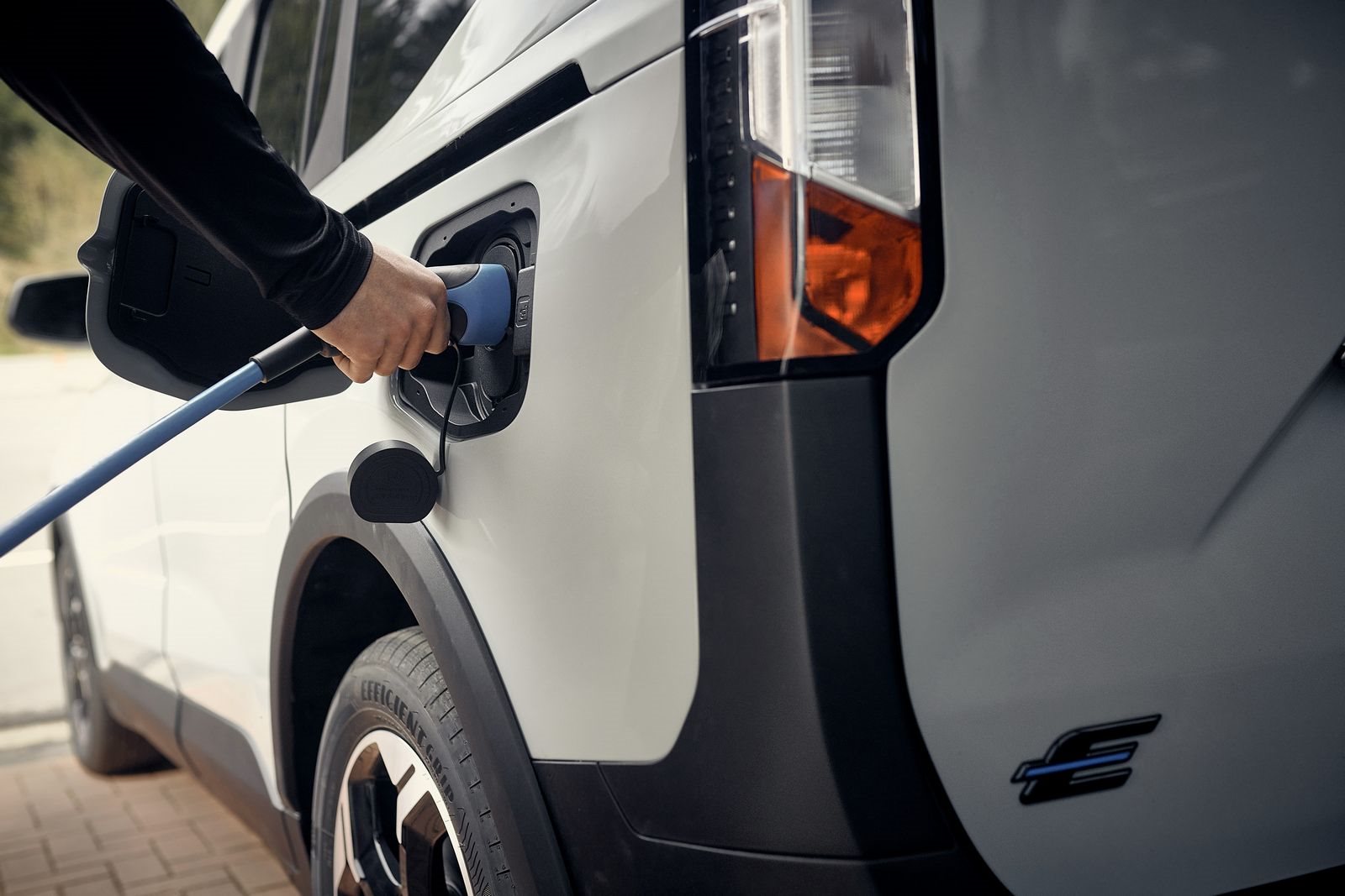 2024 - FORD E-TOURNEO COURIER, foto 9