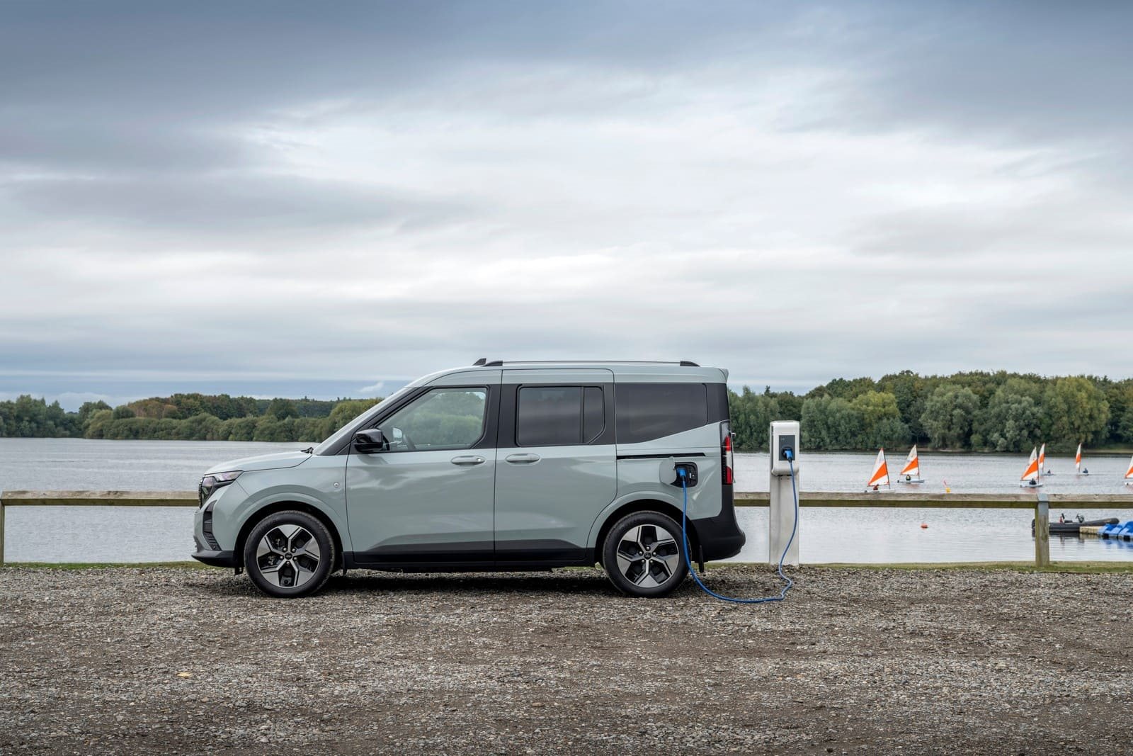 2024 - FORD E-TOURNEO COURIER, foto 22