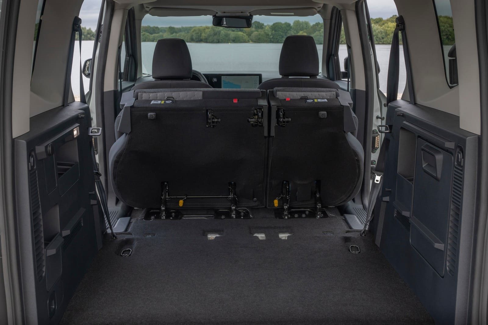 2024 - FORD E-TOURNEO COURIER, foto 39