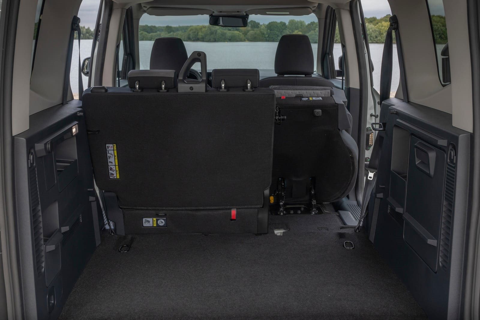 2024 - FORD E-TOURNEO COURIER, foto 41