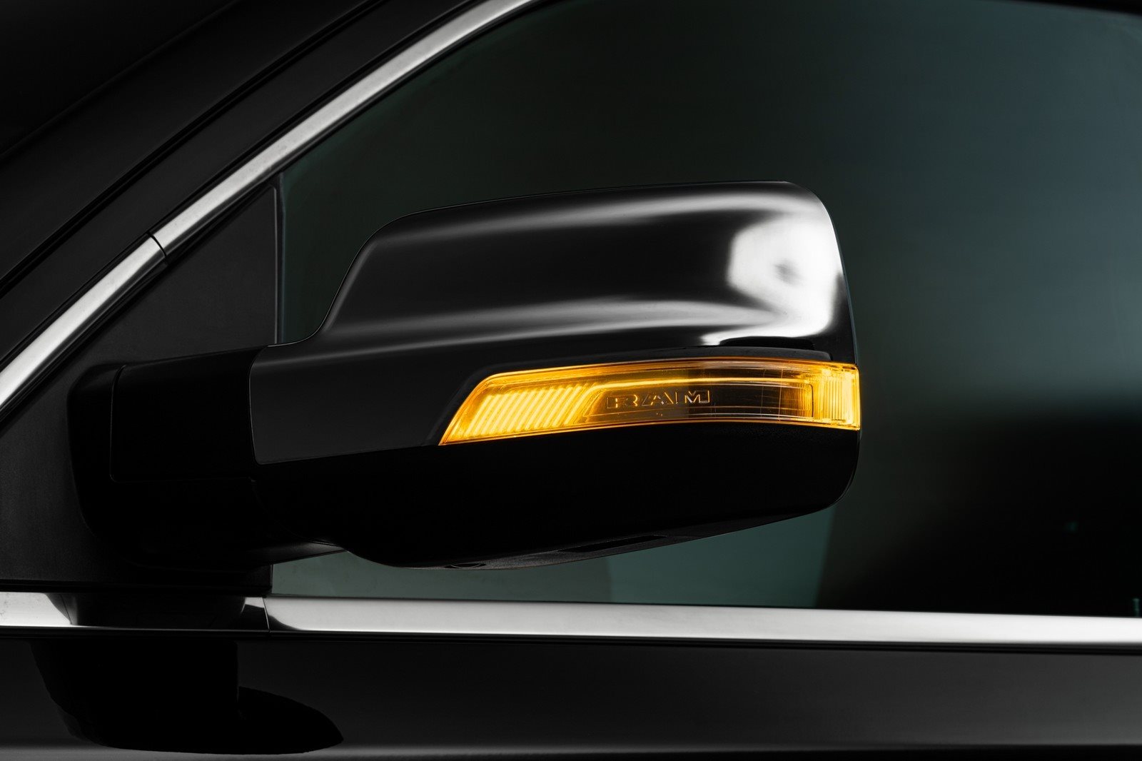 2023 - RAM 1500 LIMITED, foto 32