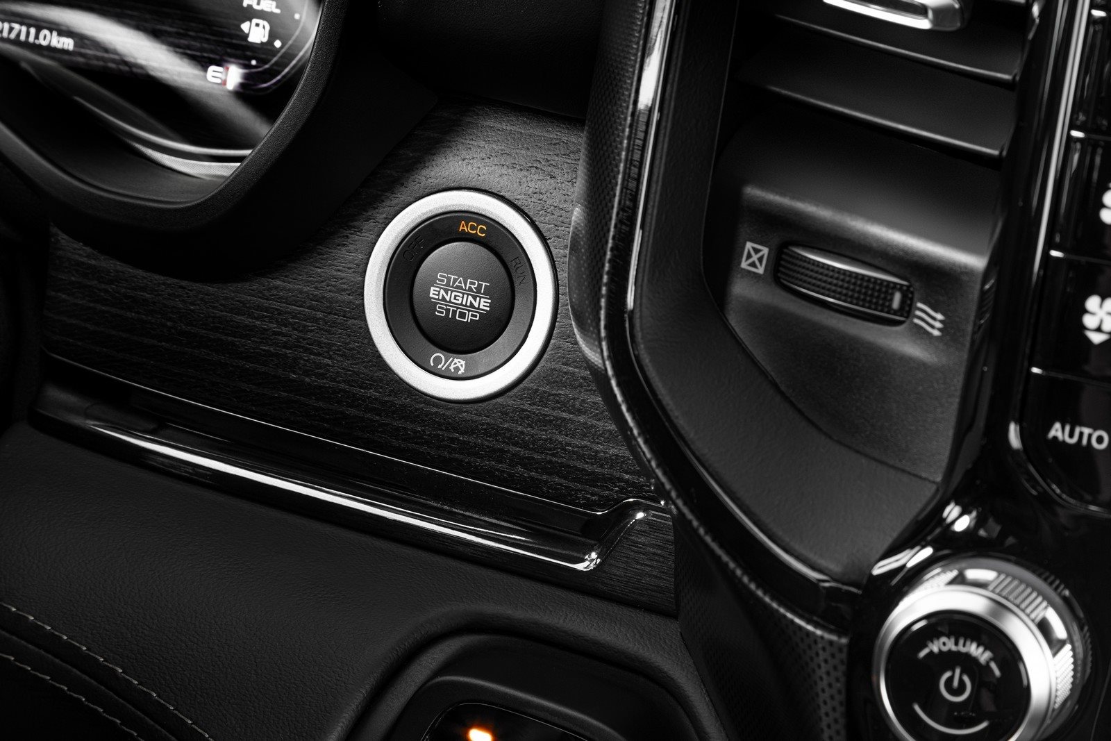 2023 - RAM 1500 LIMITED, foto 73