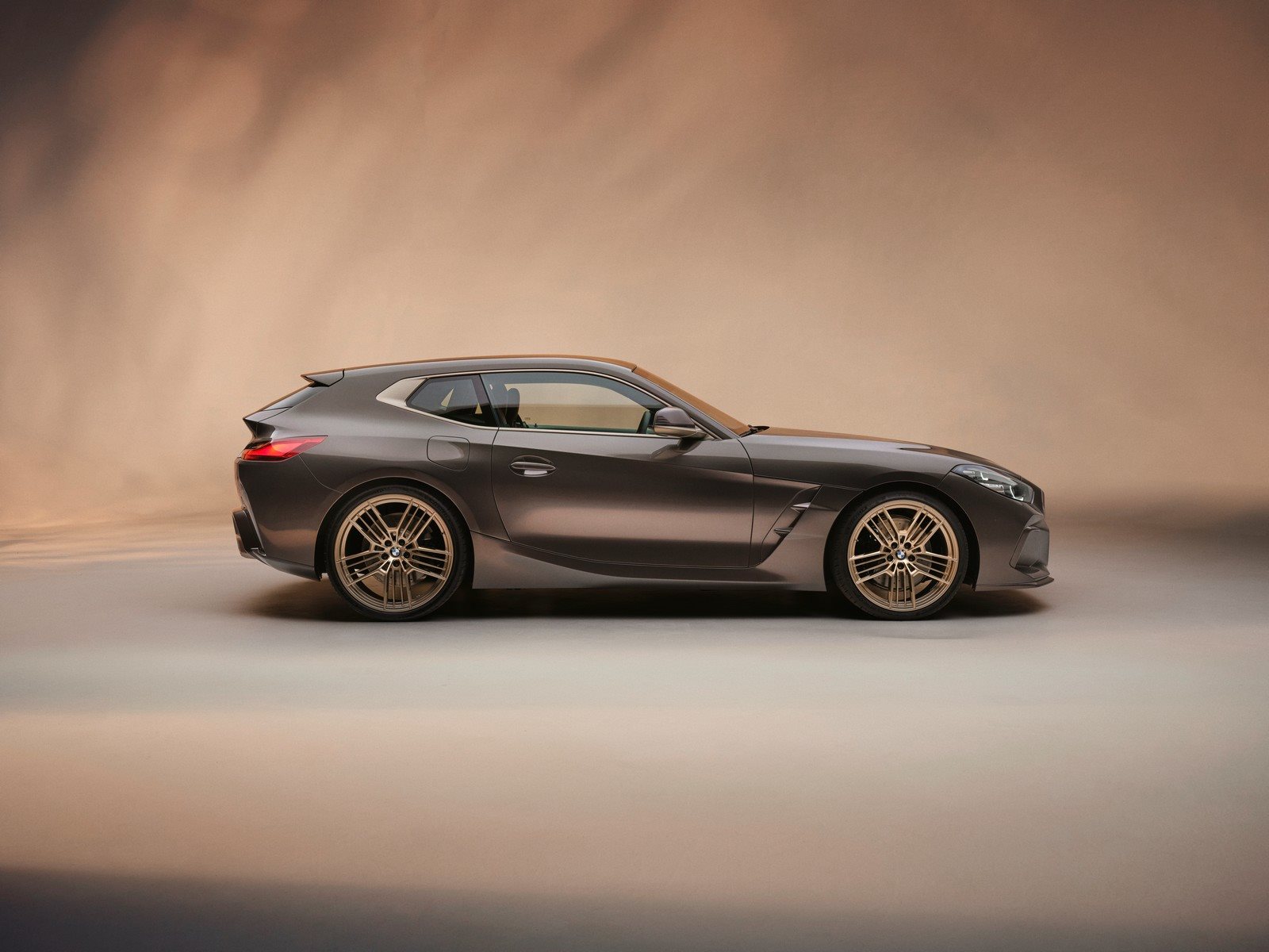 2023 - BMW CONCEPT TOURING COUPE, foto 3