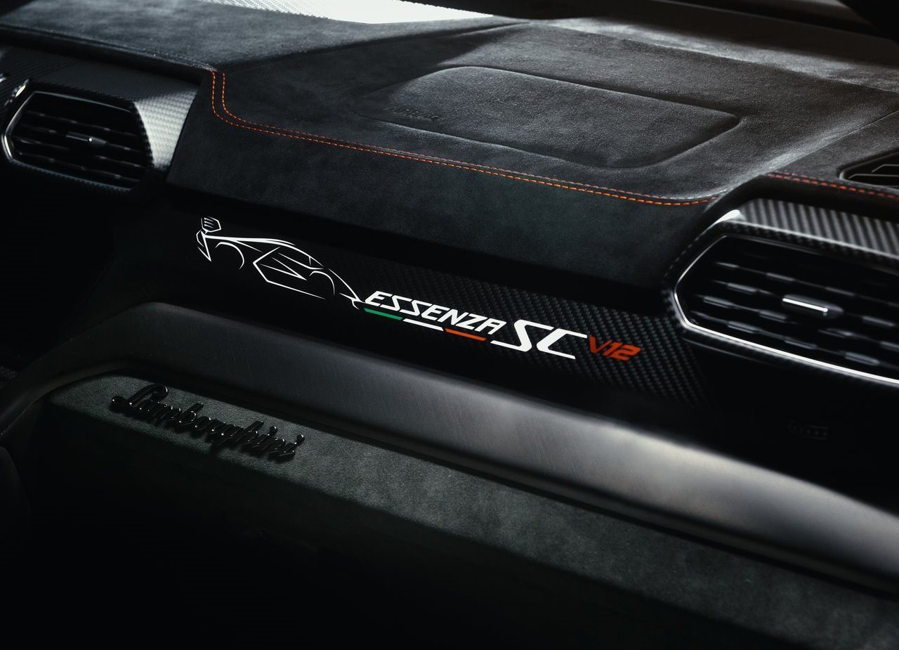 2023 - LAMBORGHINI URUS PERFORMANTE ESSENZA SCV12 EDITION, foto 17