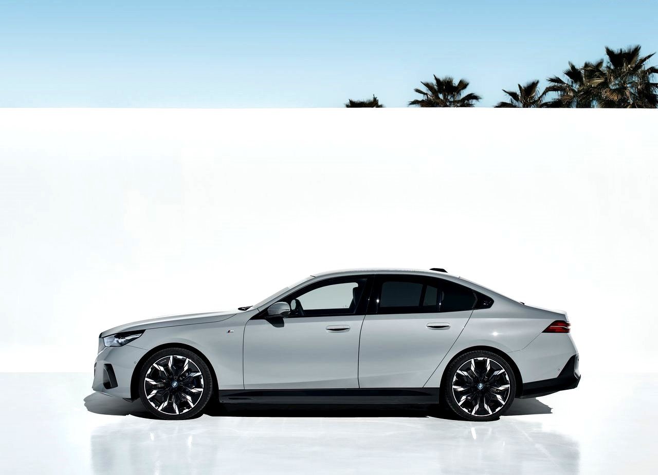 2024 - BMW i5, foto 35