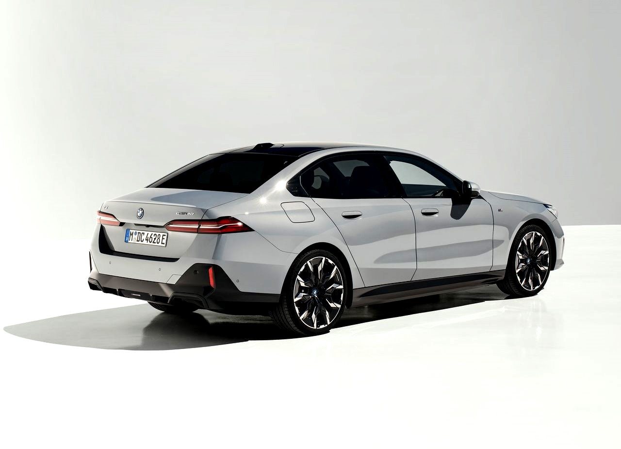 2024 - BMW i5, foto 40