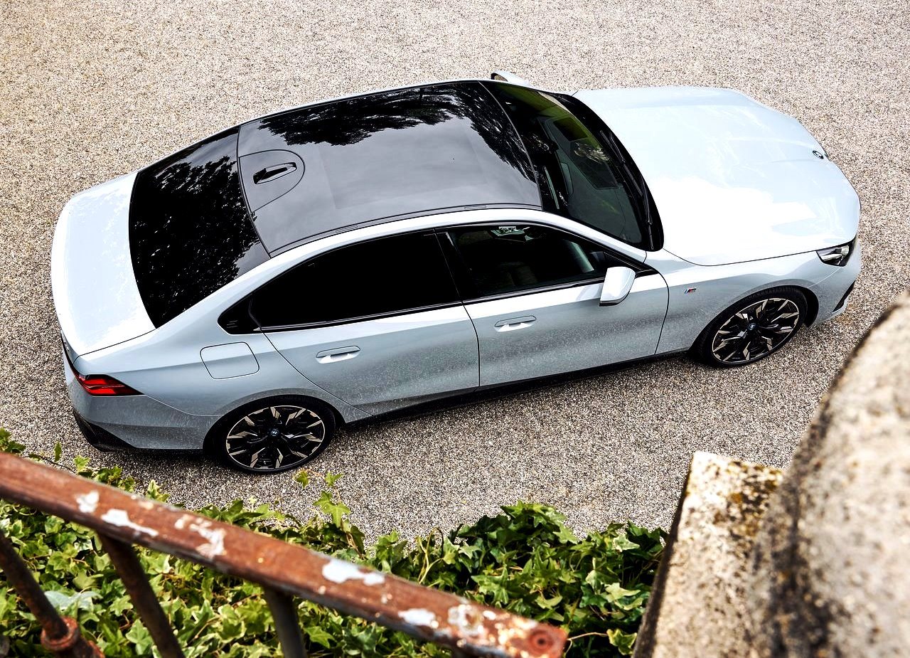 2024 - BMW i5, foto 50