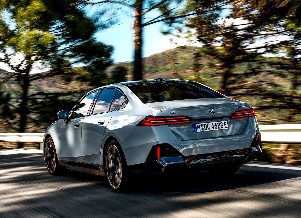 2024 - BMW i5, foto 55