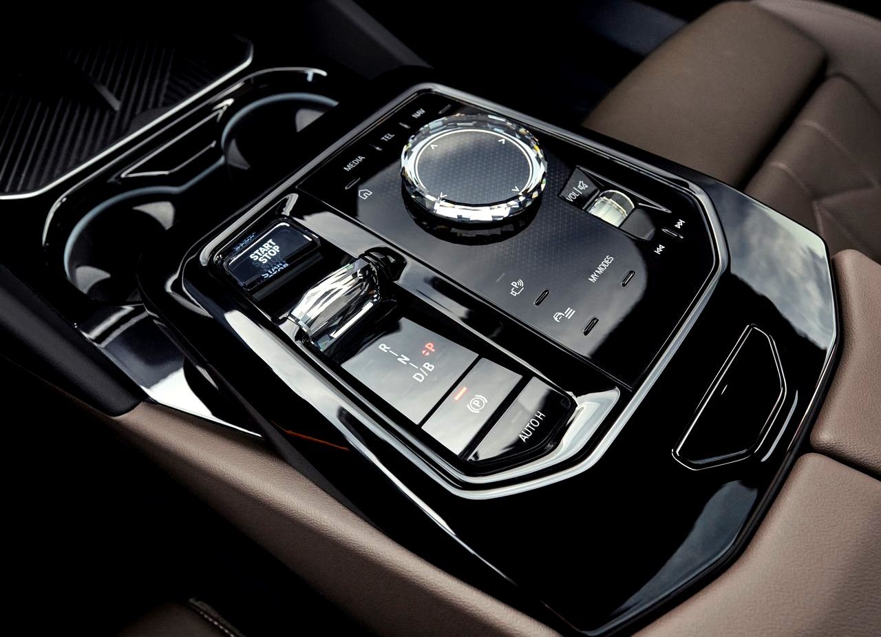 2024 - BMW i5, foto 85