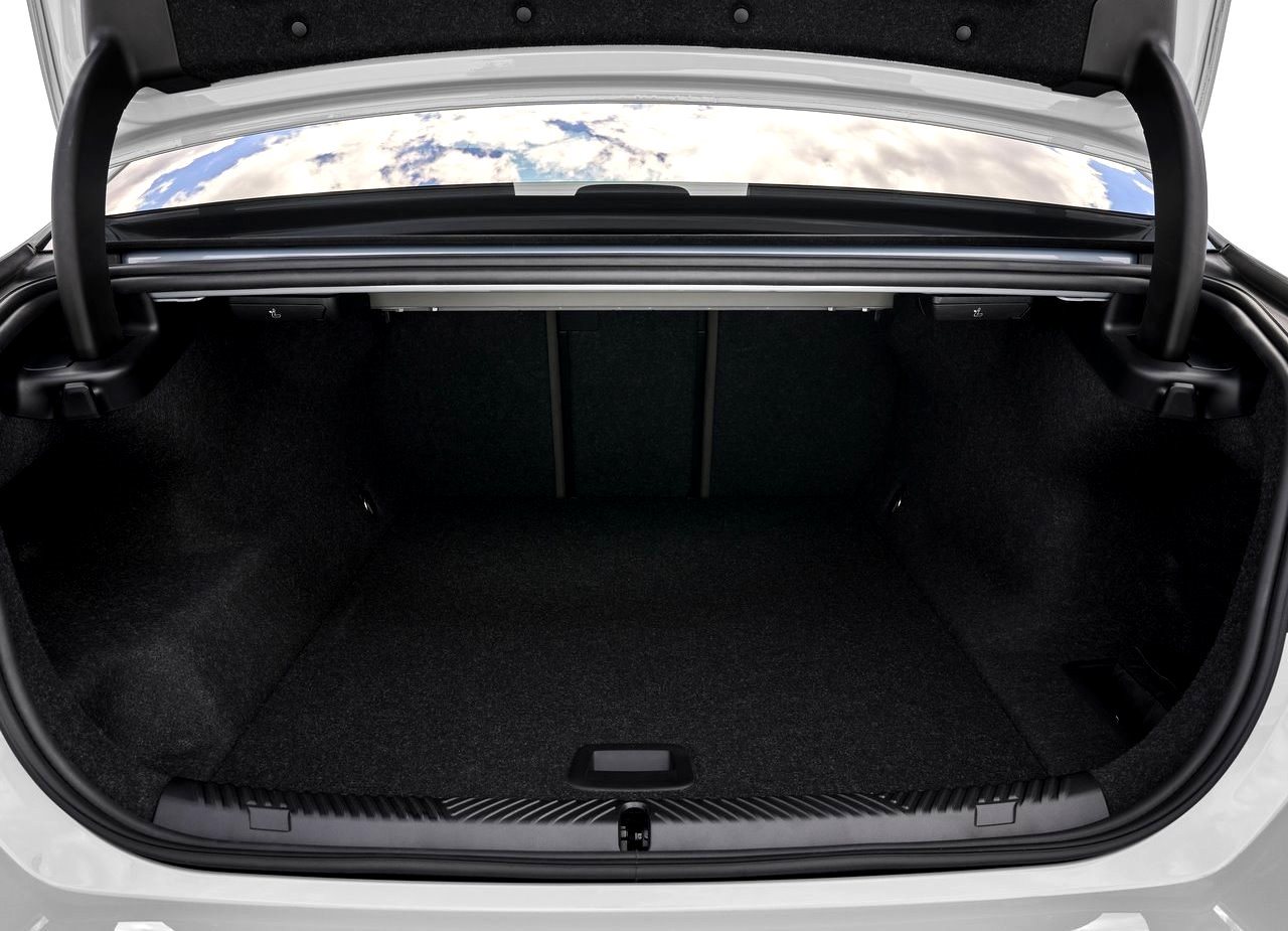 2024 - BMW i5, foto 90