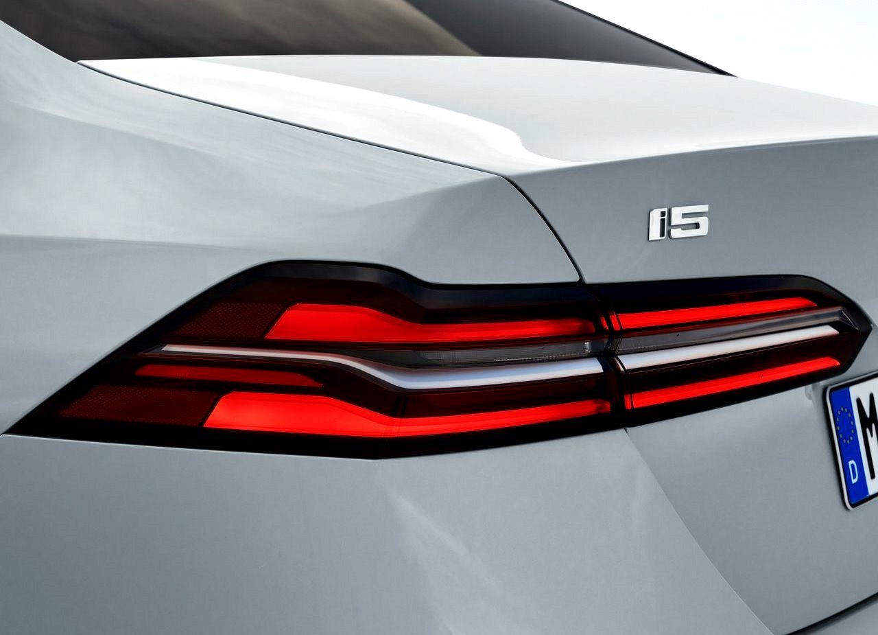 2024 - BMW i5, foto 101
