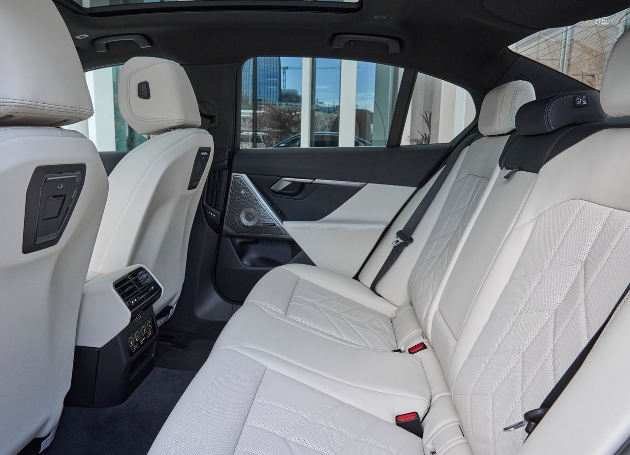 2024 - BMW i5, foto 212