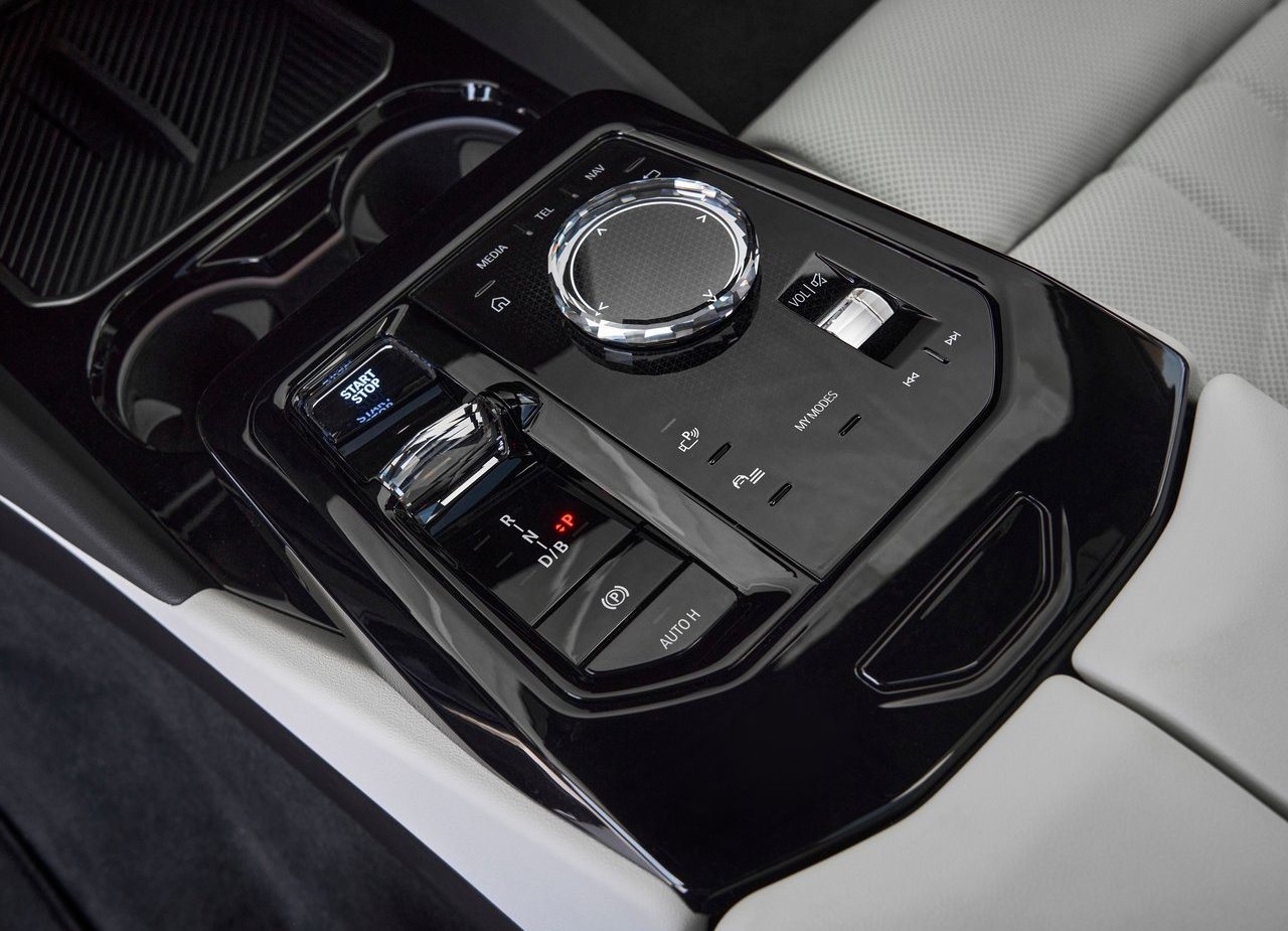 2024 - BMW i5, foto 214