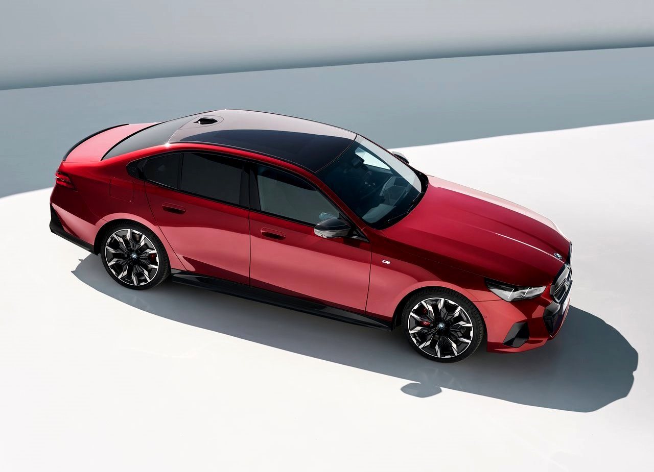 BMW i5 M60, foto 11