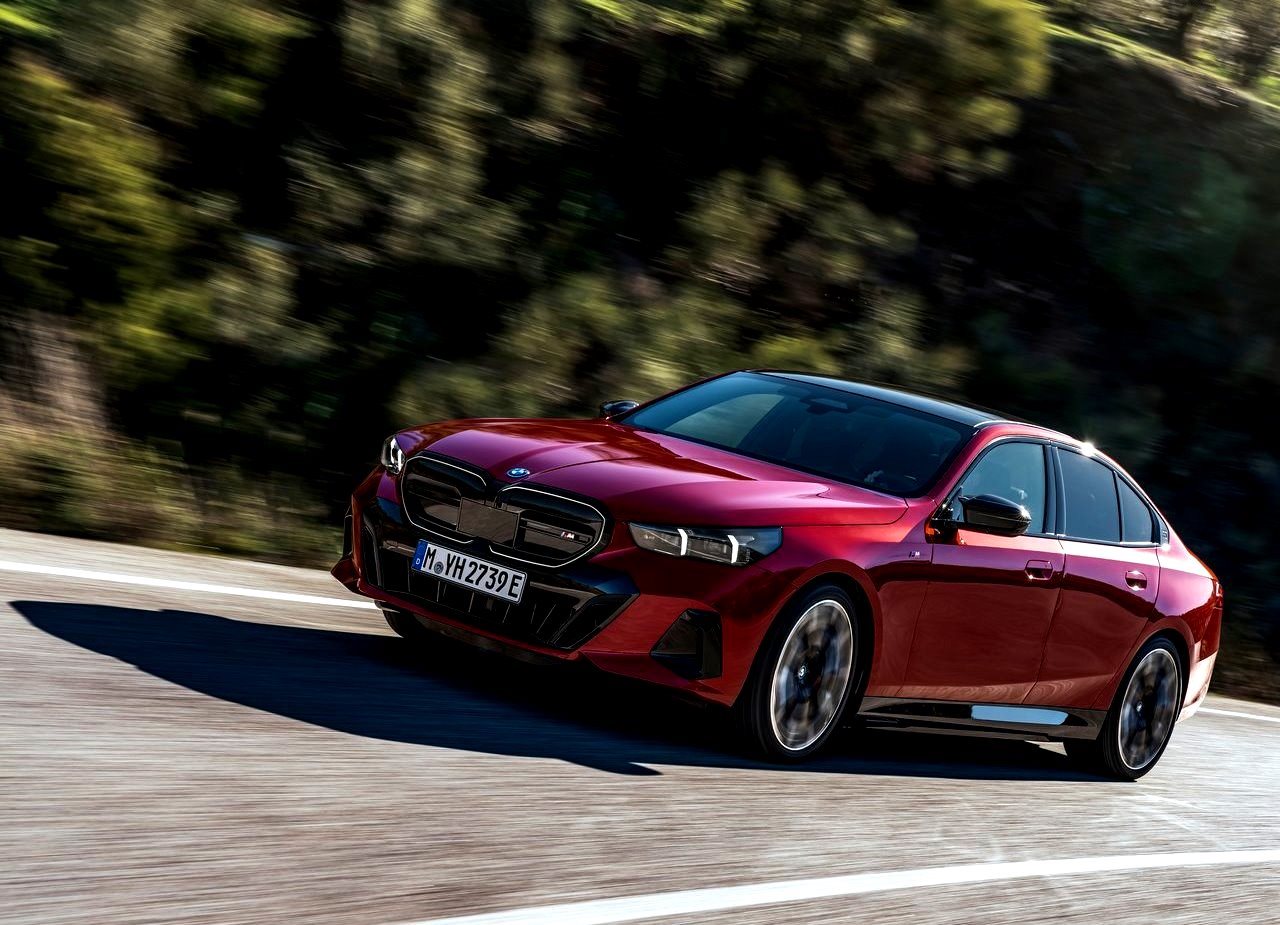 BMW i5 M60, foto 24