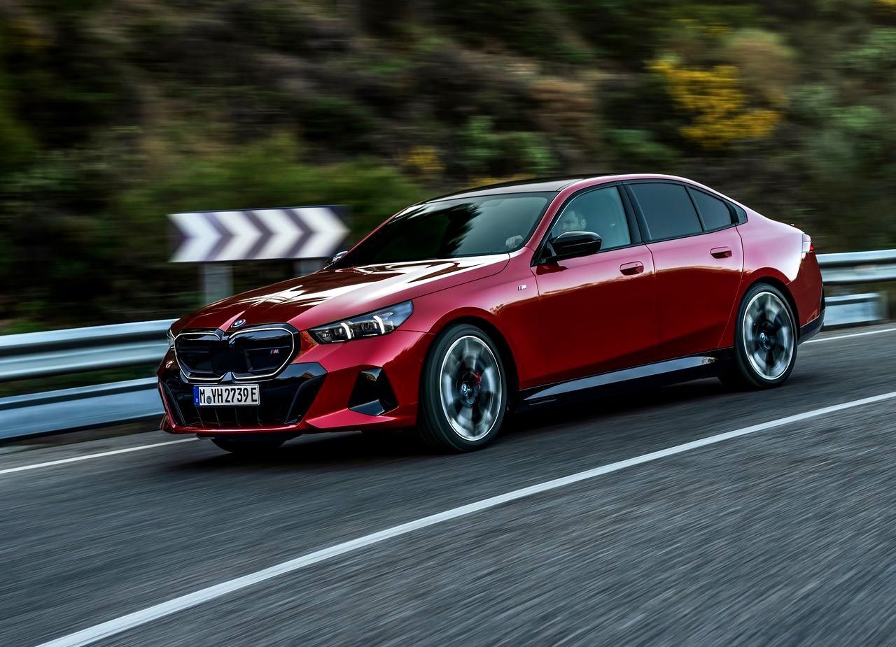 BMW i5 M60, foto 28
